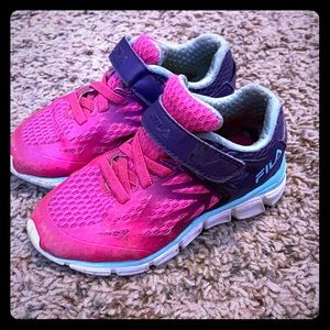Fila Toddler Tennis Shoes Size 8